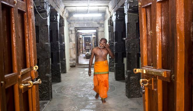 ӡ����������˽���أ�����һ�������ո���