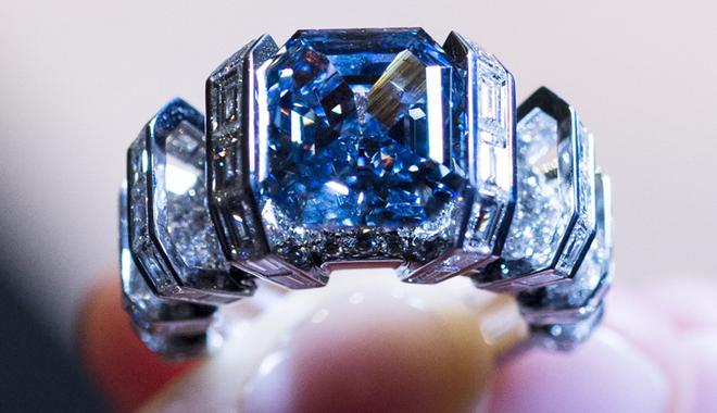 Ӣ��������8������ɫ��ʯ�� ���۸ߴ�1.6��Ԫ