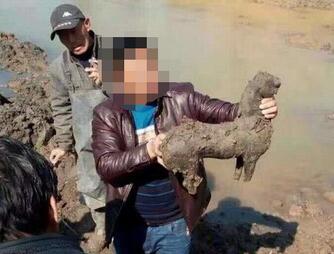 ɽ����ׯ�������ڳ����ع�Ĺ ������2000����ʷ