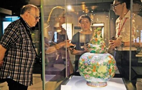 ���ʻ�Эͬ��չ���й�������������������֮һ